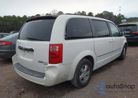 2010 Dodge Grand Caravan Sxt from USA, damaged, VIN 2D4RN5D11AR145857